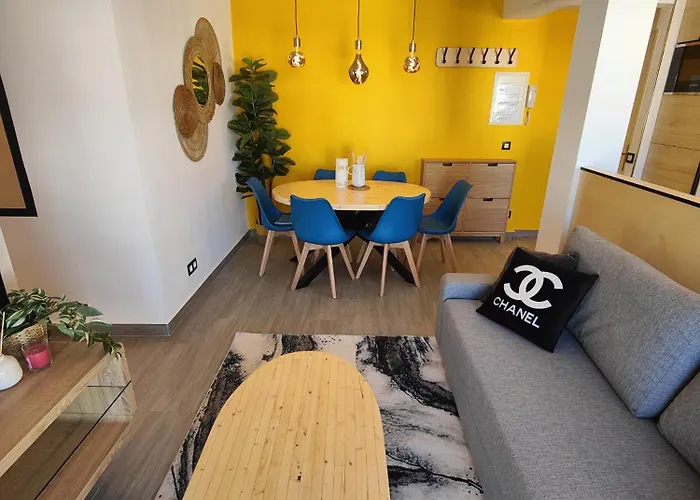 Ap187 Coronado 78 - *